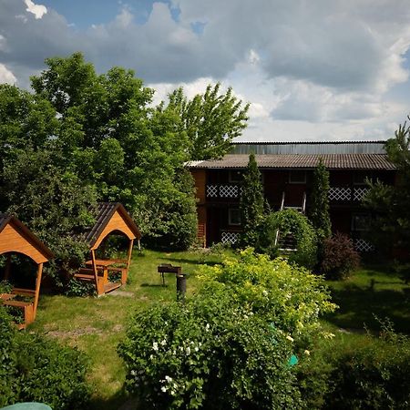 Sadyba U Gansa Svityaz' Esterno foto